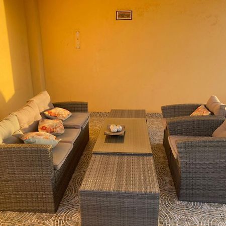 Residence Adja Binta Kane Sour Dakar Exterior photo