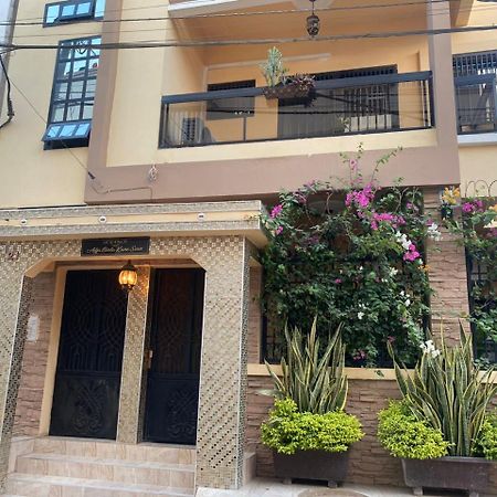 Residence Adja Binta Kane Sour Dakar Exterior photo
